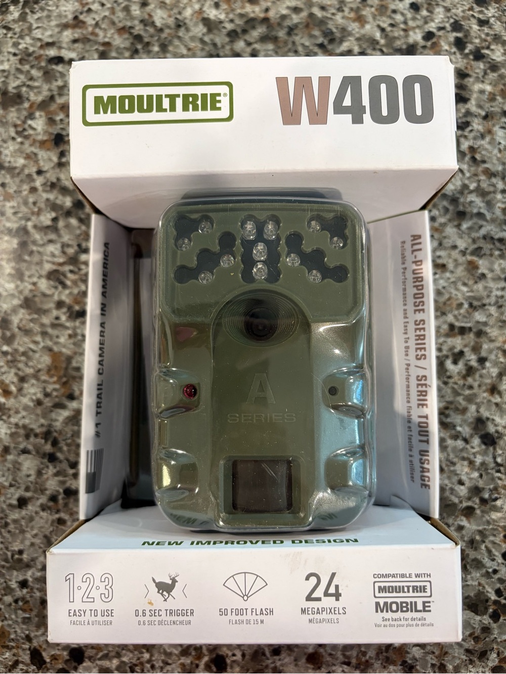 Moultrie W400 Trail Camera in Olive Green